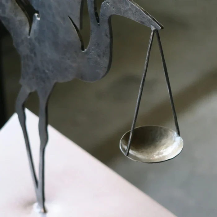 SCULTURA Equilibrio in ferro di S. Robiglio - immagine 3