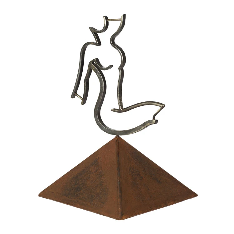 AR SROB ESSENZA Scultura donna piramide Robiglio