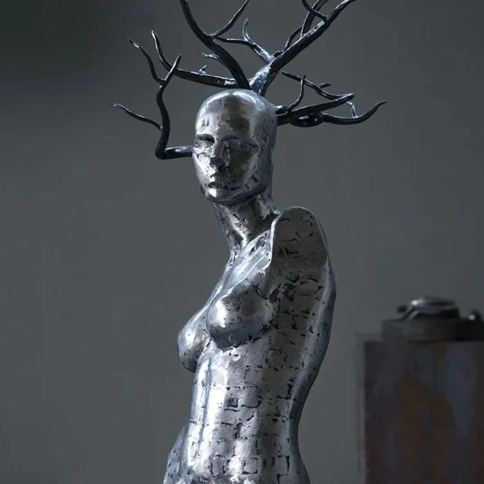 SCULTURA Simbiosi in ferro di S. Robiglio - immagine 2