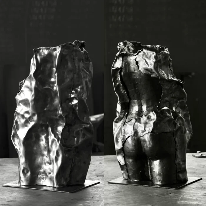 SCULTURA Cloe in ferro battuto di S. Robiglio - immagine 2